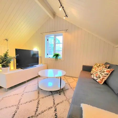 Mercury House, Cathedral View ! Free Parking ! *