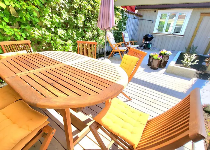 Mercury House, Cathedral View ! Free Parking ! *