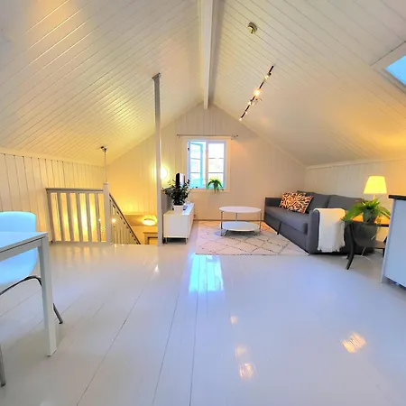 Semesterbostad Mercury House, Cathedral View ! Free Parking ! *