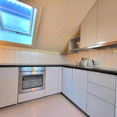 Mercury House, Cathedral View ! Free Parking ! Semesterbostad